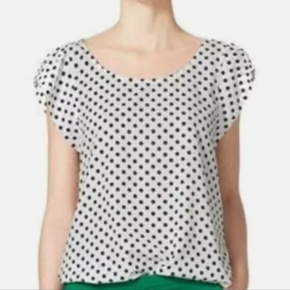Zara White Polka-dot Top Blouse with Flutter Sleevs ASO Kate Middleton - Picture 2 of 12